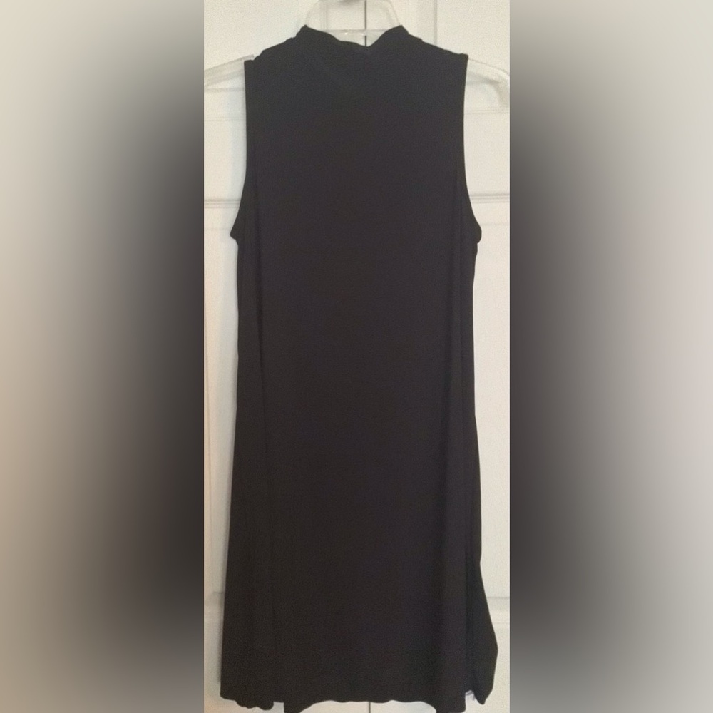 NWT Nik and Nash Black Sleeveless Dress